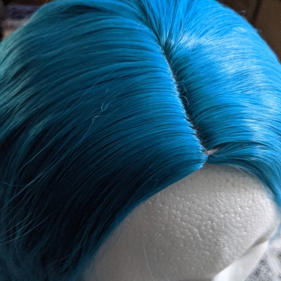 Roland Blue 28 Inch Synthetic Wig - Picture 7 of 11